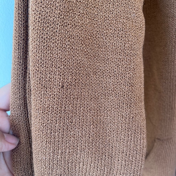 St. John Sport Knit Camel Full Zipped Sweater Small - Picture 8 of 10